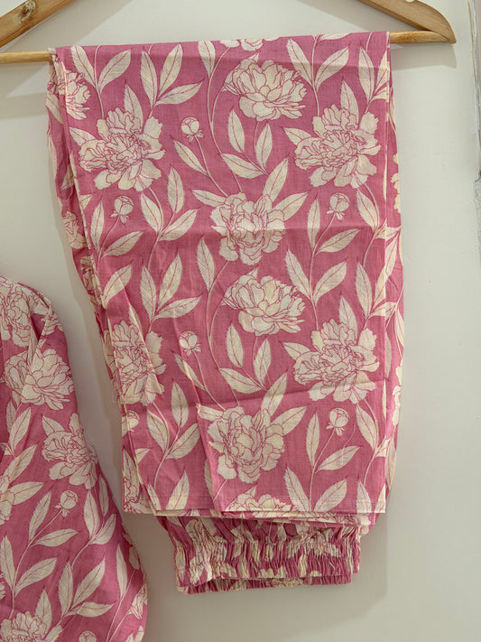 Soft Pink Floral Women’s Kurta Set (2-Piece)