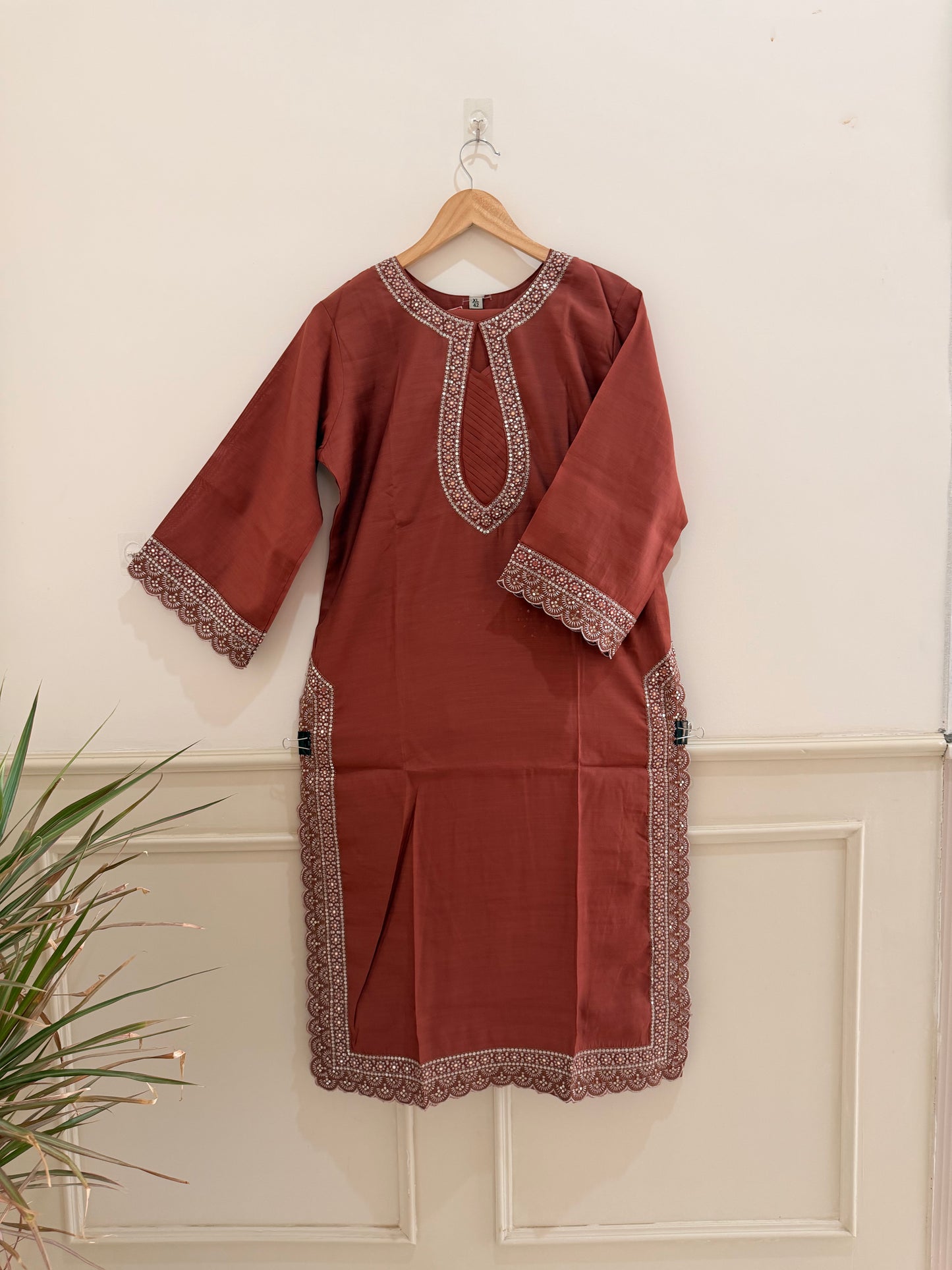 Rust Red Embroidered Women’s Kurta Set (3-Piece)