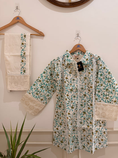 Elegant Off White Green Floral Printed Women’s Co-Ord Set (2-Piece)