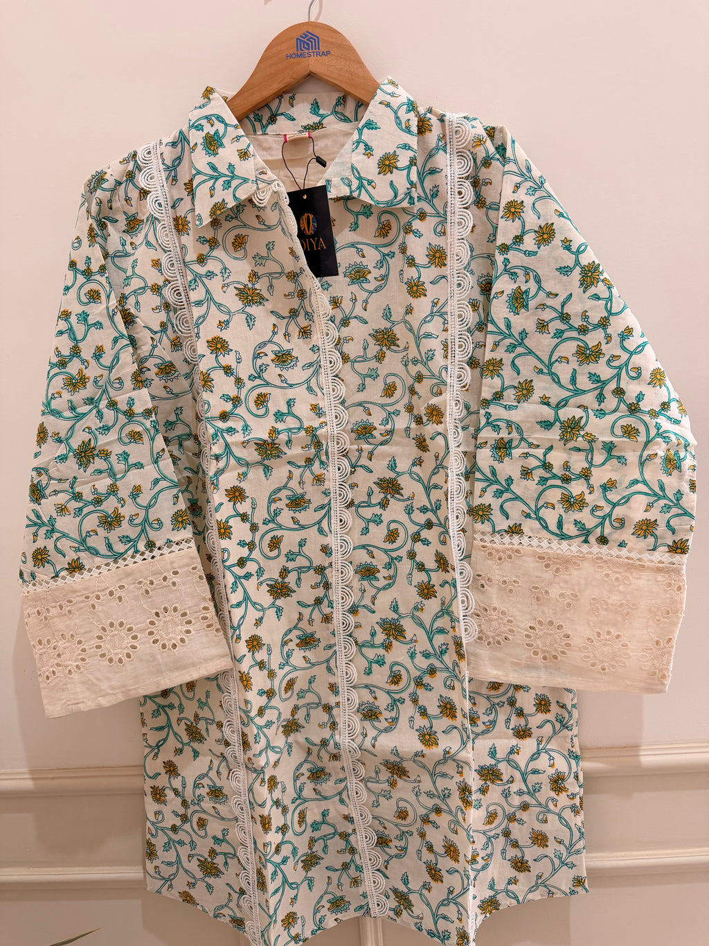 Elegant Off White Green Floral Printed Women’s Co-Ord Set (2-Piece)
