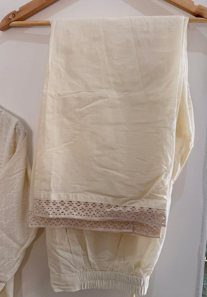 Elegant Ivory Embroidered(Baby Pink) Women’s Kurta Set (2-Piece)