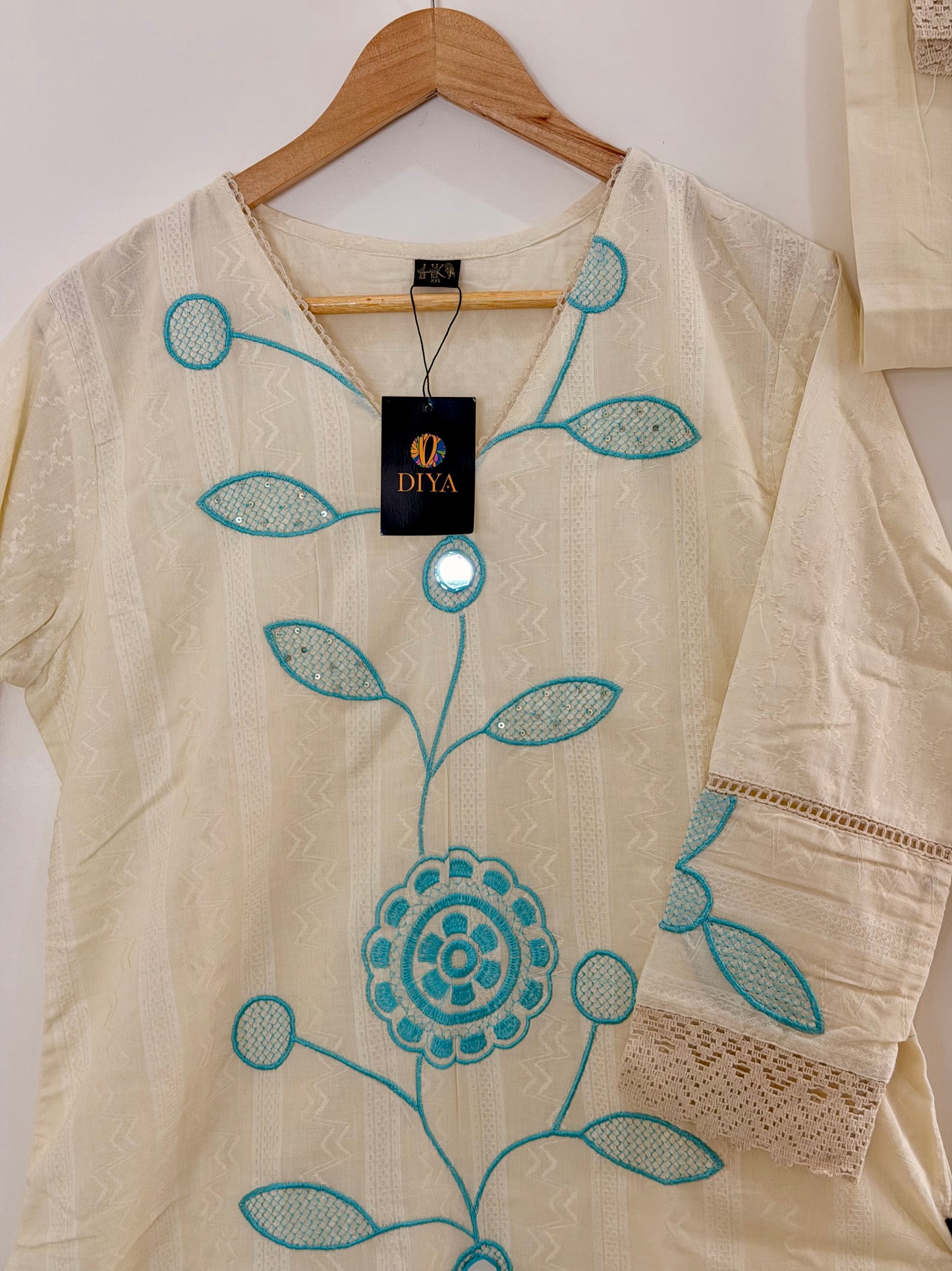 Elegant Off-White & Aqua Embroidered Women’s Kurta Set (2-Piece)