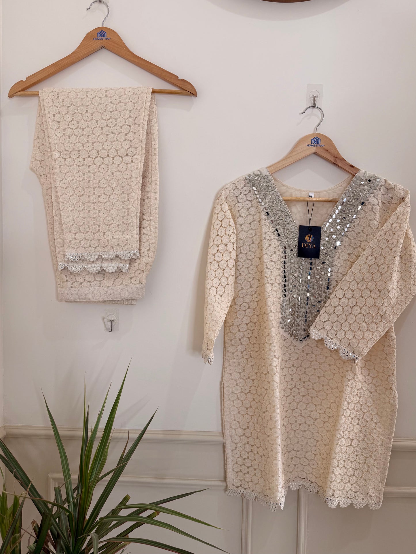 Elegant Ivory Textured and Neck Embellished Women’s Co-Ord Set (2-Piece)